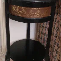 دو عدد میز چوبی بسیار تمیز|میز تلفن|محمدشهر, محمدشهر|دیوار