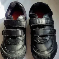 کفش کودک|کفش و لباس بچه|رشت, دباغیان|دیوار