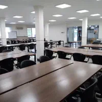 اجاره سالن با موقعیت اداری و آموزشی و تجاری