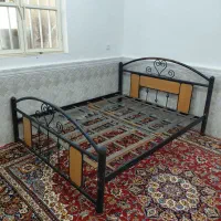 تخت خواب فلزی