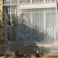 در و پنجره آهنی|مصالح و تجهیزات ساختمان|کبودرآهنگ, |دیوار