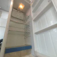 یخچال تارا در حد. عروسک