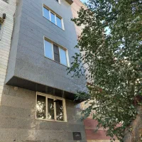 ۶۰ متر جنوبی، ۱۷شهریور خ صفاری(حداد عادل)