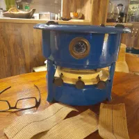 چراغ سه فیتله قدیمی اما نو ساخت هلند