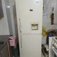 فروش  یکدستگاه یخچال یخساران ویک بوفه و چرخه گوشت