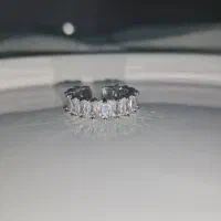 انگشتر تنیسی سفید