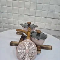 سرویس قابلمه|ظروف پخت‌وپز|شبستر, |دیوار