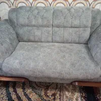 یک دسته مبل هفت نفره