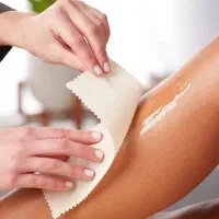 خدمات وکس صورت اپلاسیون فول بادی انجام اصلاح