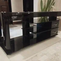 میز زیر تلویزیونی
