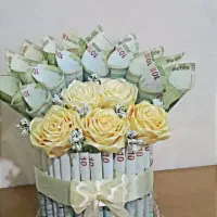 دست گل عروس