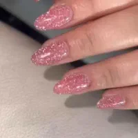 کاشت ناخون رشت گلسار|خدمات آرایشگری و زیبایی|رشت, منظریه|دیوار