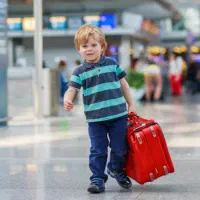 مرکز فروش بلیط قطار و اتوبوس داخلی و خارجی