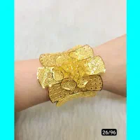 دستبندنقره کاملا مشابه به‌طلا