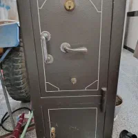 با سلام یه عدد گاو صندوق سالم