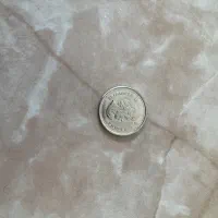 تعدادی سکه خارجی قدیمی