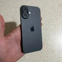 ایفون ۱۶ نرمال ۱۲۸ گیگ در حد آکبند