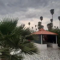 اجاره ویلا باغ . آوان هفت تپه.