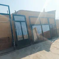 درب و پنجره آلومینیومی با شیشه