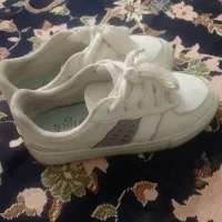 کتونی هر دو سالم و سایز ۳۹