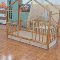 میزتحریر و تخت خواب کودک|تخت و سرویس خواب|برازجان, |دیوار