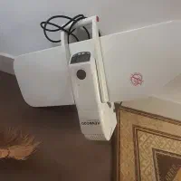 یک دستگاه اتو بخار سرپای  کنوود