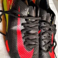 کفش چمن مصنوعی