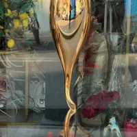 گلدان طلایی