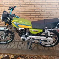 موتور سیکلت ۲۰۰ سی سی