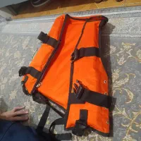 جلیقه نجات در حد نو