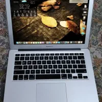 مک بوک ایر core i5 در حد نو