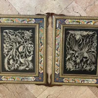 دو عدد تابلو قلم زنی مس قاب منبت و حاشیه نگارگری