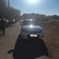 کوئیک R1401 سفید مشکی پارس خودرو|خودرو سواری و وانت|اصفهان, دهنو|دیوار