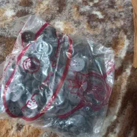 زیپ ودکمه لباس