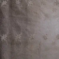 پرده توری به همراه کتیبه