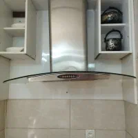 هود با کابینت پشتش