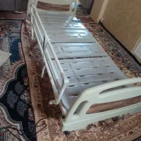 تخت برقی سه شکن برقی نو با یکسال ضمانت