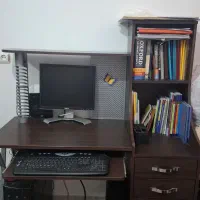 میز کامپیوتر مناسب برای منزل وادارات