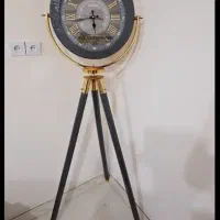 ساعت ایستاده