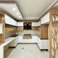 105 متر دو خوابه( تخلیه) تاپ لوکیشن شهرک دانشگاه