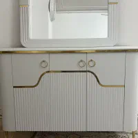 کنسول و میز تی وی