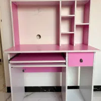 میز‌کامپیوتر درحد نو