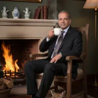 فیزیوتراپی در منزل هر جلسه هشتصد هزار تومان|خدمات آرایشگری و زیبایی|شیراز, قصرالدشت|دیوار