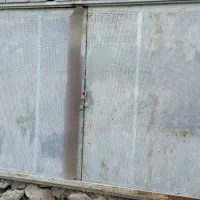 درب پارکینگ یا باغ با چارچوب کامل