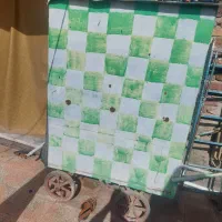 دکه چهار چرخ شیک ودارای دکوربندی