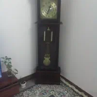 ساعت ایستاده