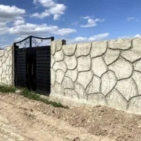 زمین زراعتی یا ویلایی دیوارکشی شده