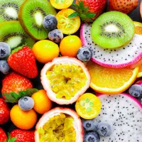 کارگر ساده یا نیمه وارد ابمیوه بستنی با جای خواب