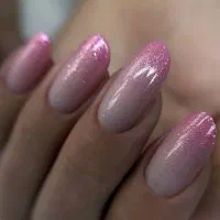 انواع خدمات حرفه ای ناخن در سالن تخصصی ناخن