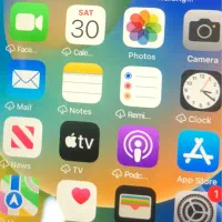 گوشی ایفون 8    64GB|موبایل|مشهد, هفت تیر (آب و برق)|دیوار